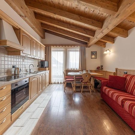 Residence Adler San Martino Di Castrozza Buitenkant foto