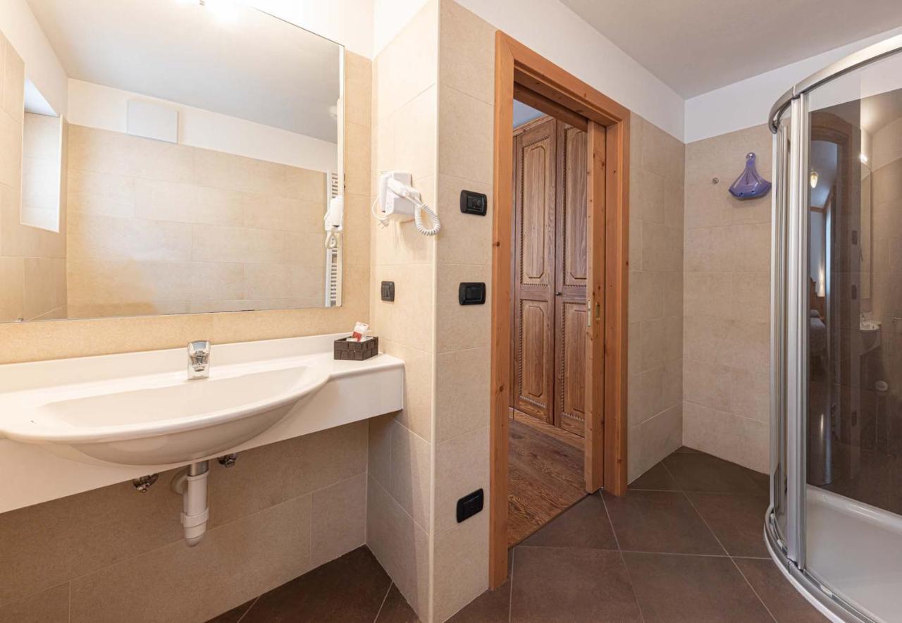 Residence Adler San Martino Di Castrozza Buitenkant foto