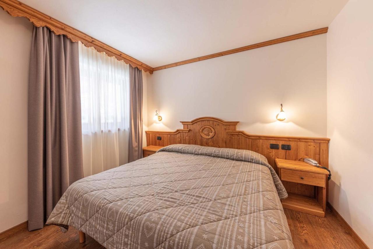 Residence Adler San Martino Di Castrozza Buitenkant foto