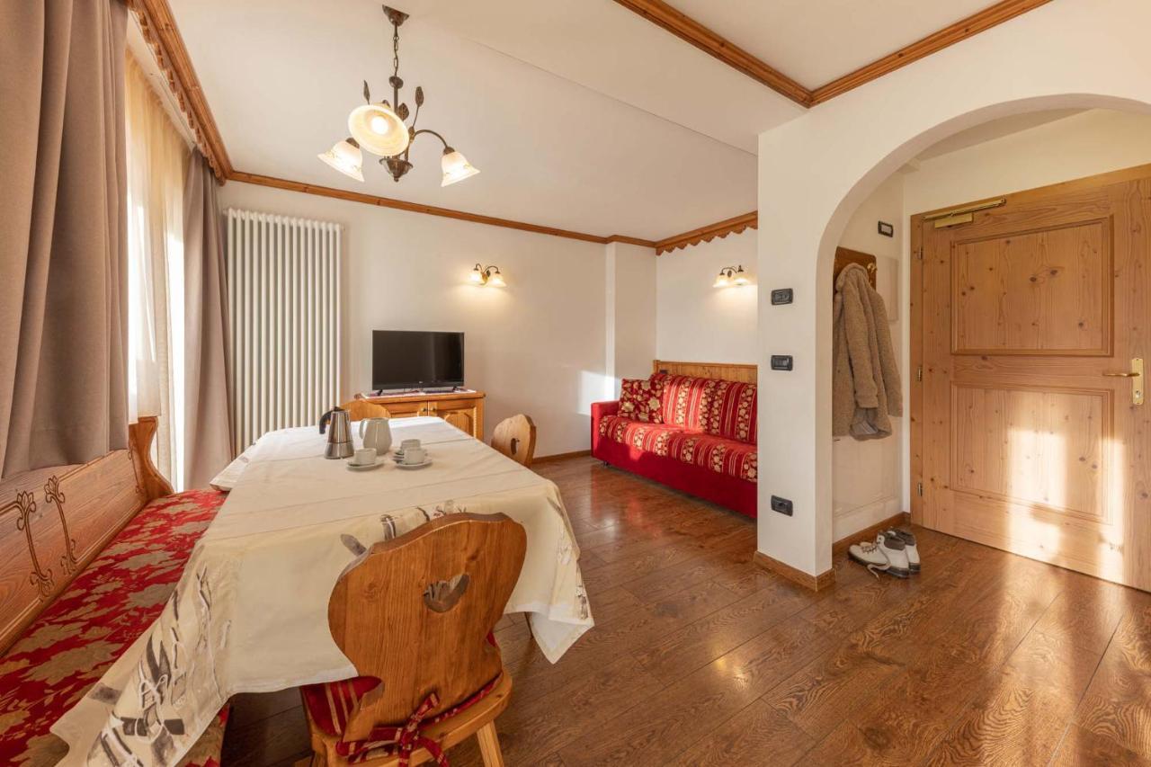 Residence Adler San Martino Di Castrozza Buitenkant foto