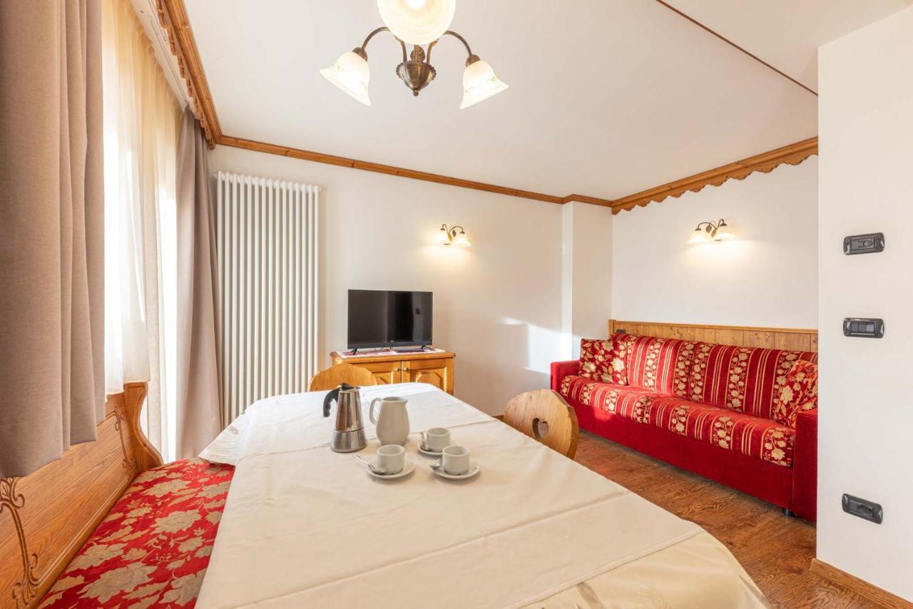 Residence Adler San Martino Di Castrozza Buitenkant foto