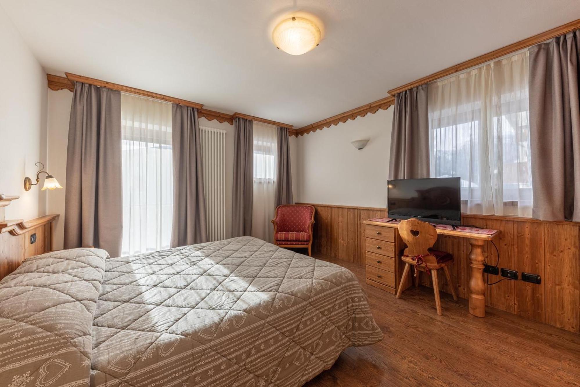 Residence Adler San Martino Di Castrozza Buitenkant foto