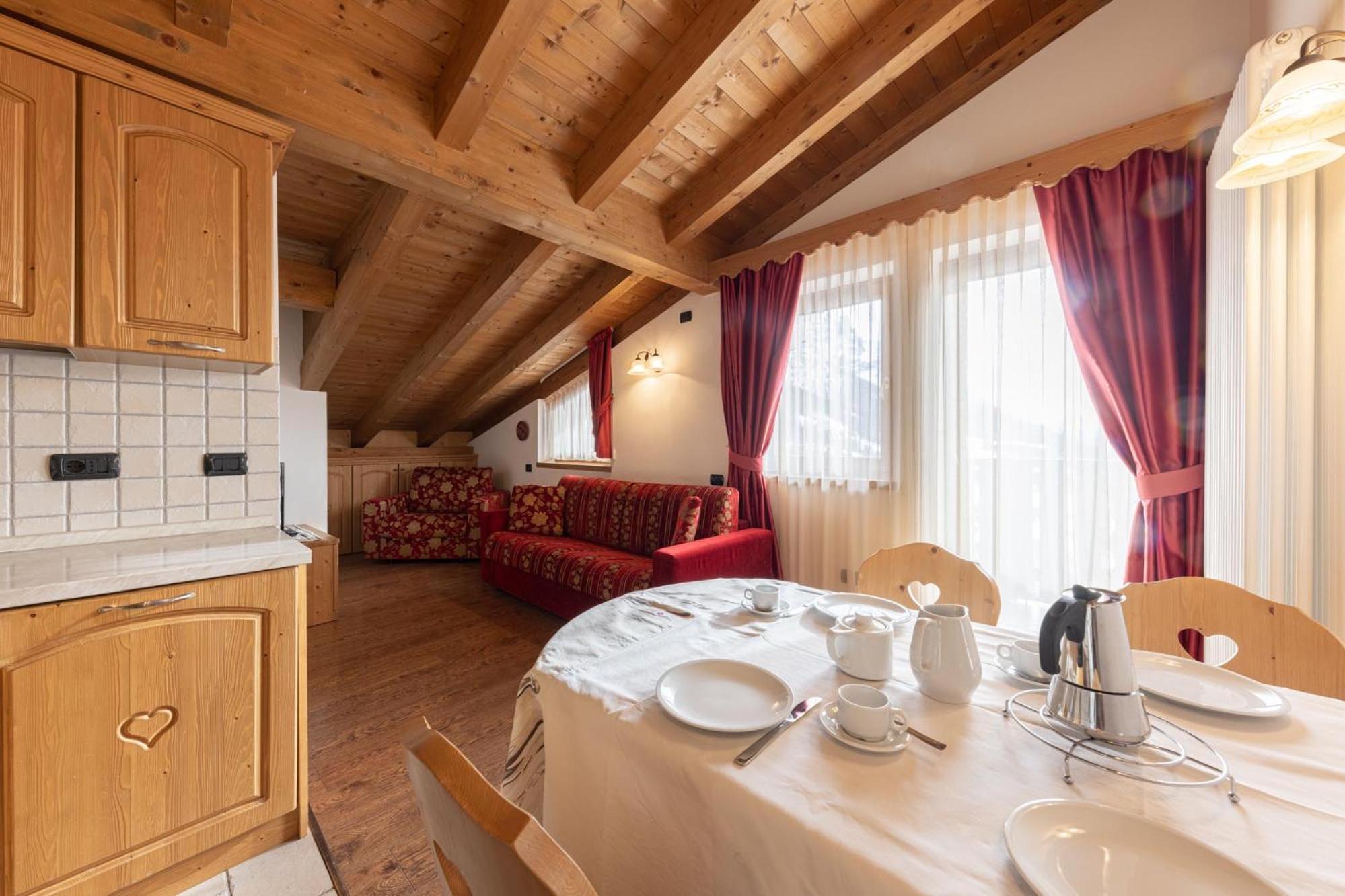 Residence Adler San Martino Di Castrozza Buitenkant foto