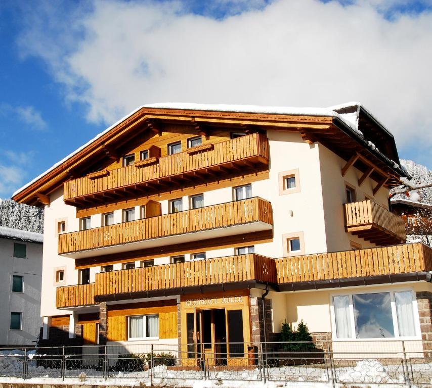 Residence Adler San Martino Di Castrozza Buitenkant foto