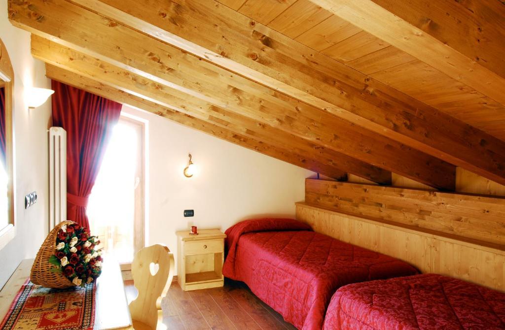 Residence Adler San Martino Di Castrozza Buitenkant foto