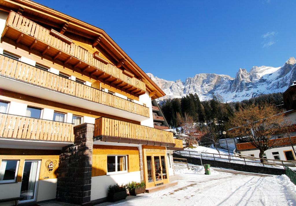 Residence Adler San Martino Di Castrozza Buitenkant foto